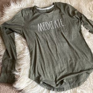 Rae dunn long sleeve open back shirt